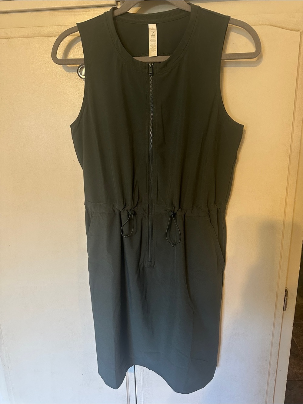 ZELLA Venture Sleeveless Front Zip Utility Dress - Picture 5 of 11